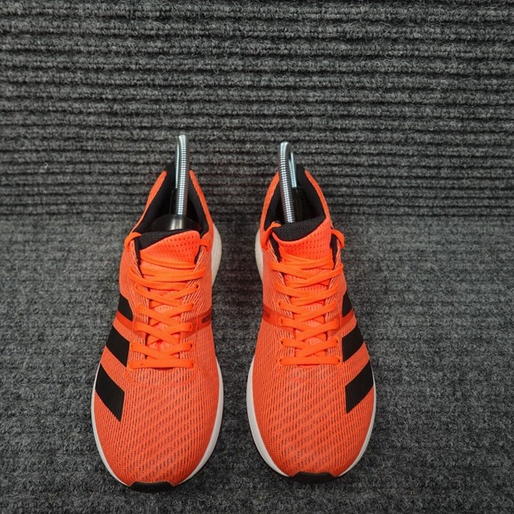 Athletic_Shoes